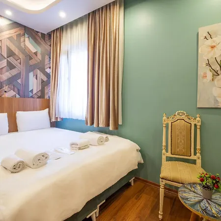 Istanbulites Otel 3*