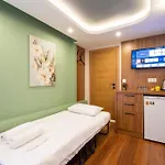 Istanbulites Hotel 3*