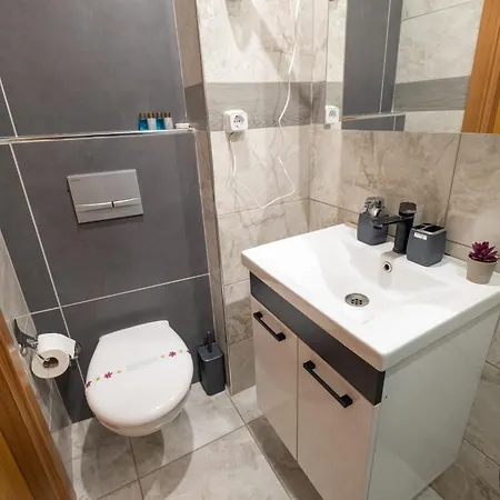 Istanbulites اسطنبول