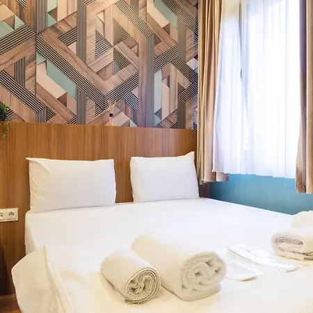 Istanbulites 3* イスタンブール