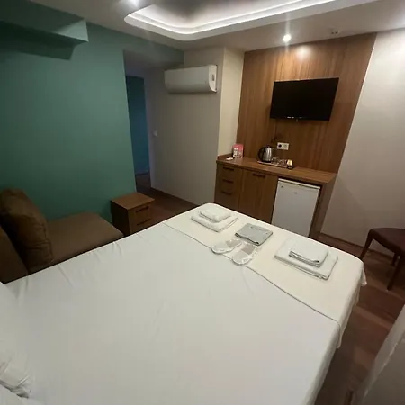 Istanbulites Отель 3*