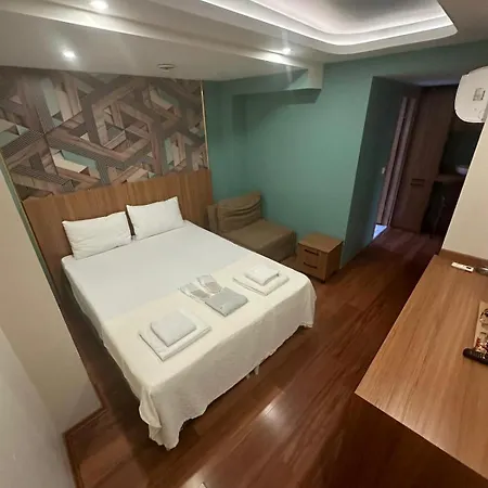 Istanbulites 3* イスタンブール