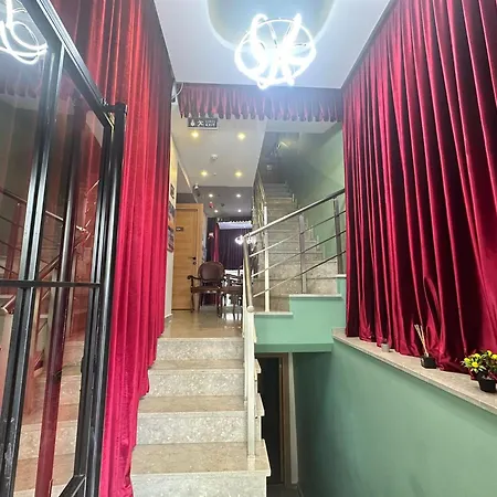 Istanbulites اسطنبول